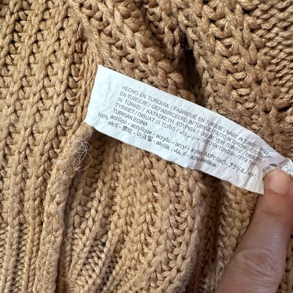 Stradivarius boxy cardigan in beige OOS size small - Picture 6 of 8